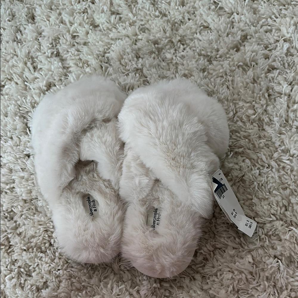 Abercrombie Slippers